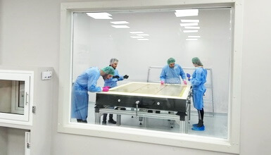 Image of students working in the Laboratory for Accelerator Physics and Instrumentation